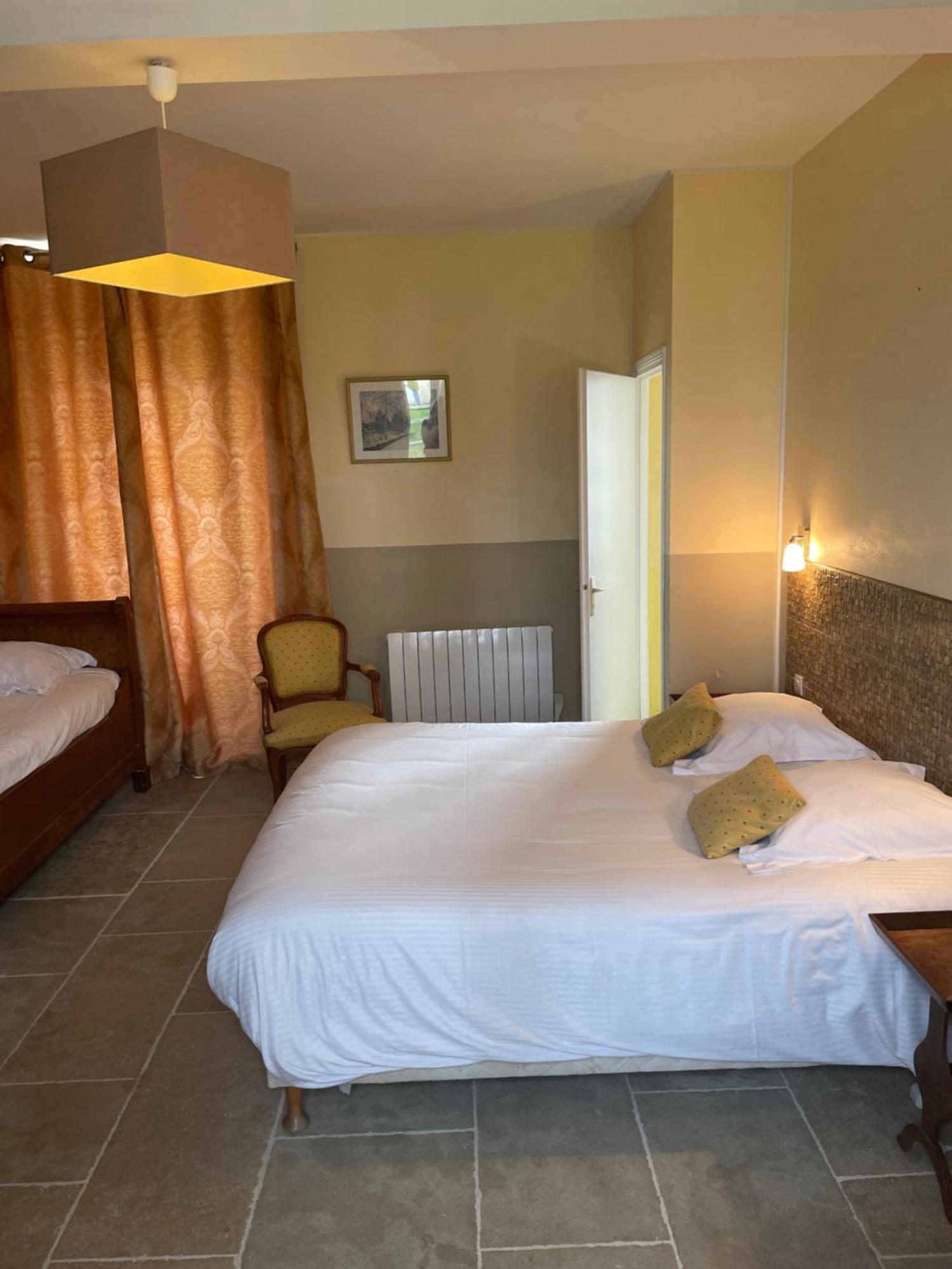 Domaine Du Griffier Hotel Granzay Buitenkant foto
