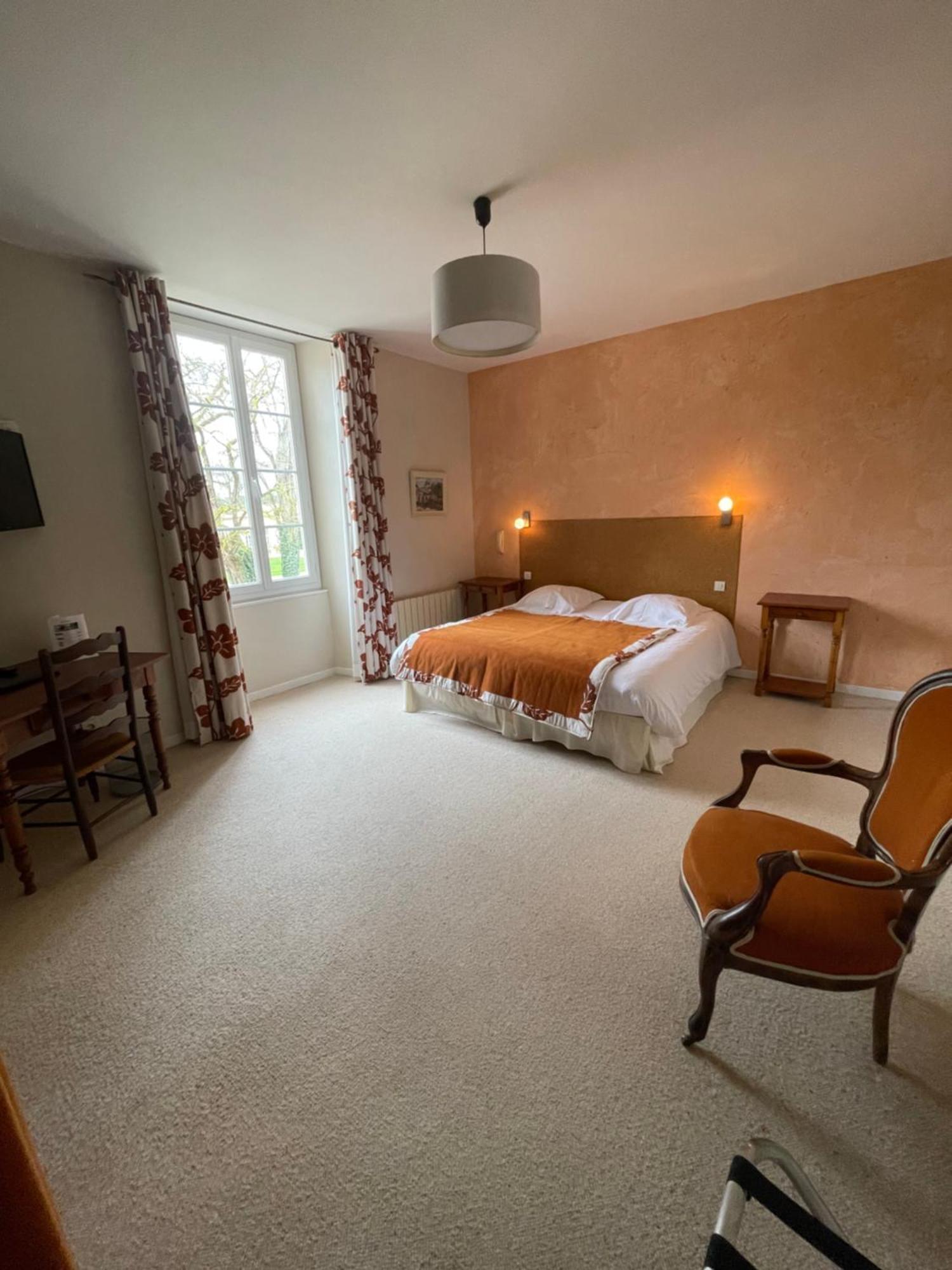 Domaine Du Griffier Hotel Granzay Buitenkant foto